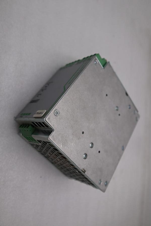 Used Phoenix Contact 2866792/ QUINT-PS/3AC/24DC/20 24V 20A Power Supply - STOCK H824C