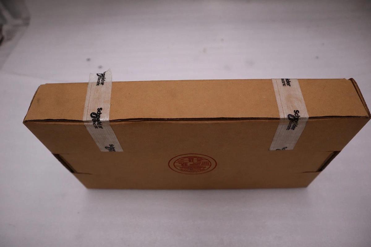 Used NEW Schneider 140DAO84210 Module 140DA084210 STOCK H1630A