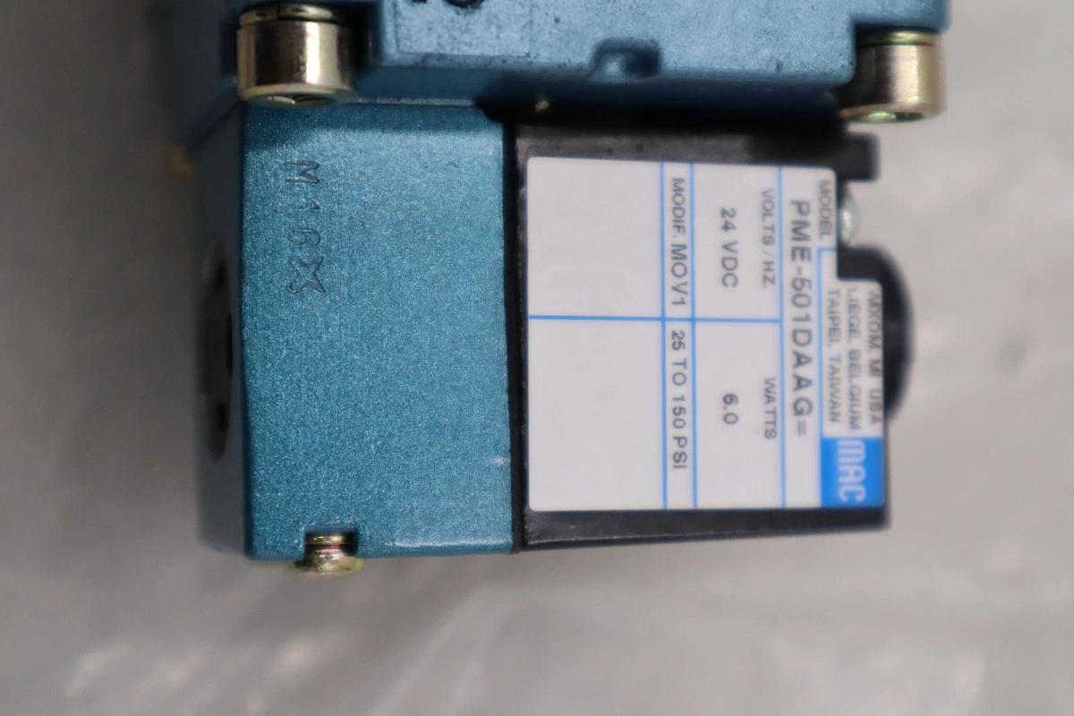 Used NEW Mac Valve 6533B-311-PM-501DA 4/3-way Closed Center STK H1461
