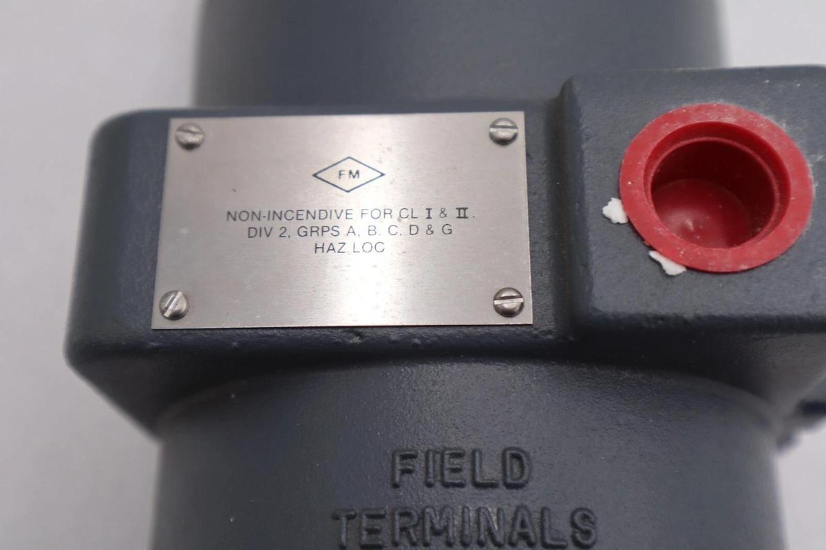 Used NEW Foxboro 870CC-07-N Electronic Transmitter STOCK 2195