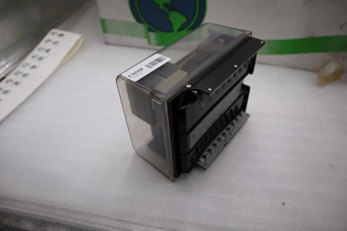 Fireye 70D40 Burner Control STK GF177 782451084548