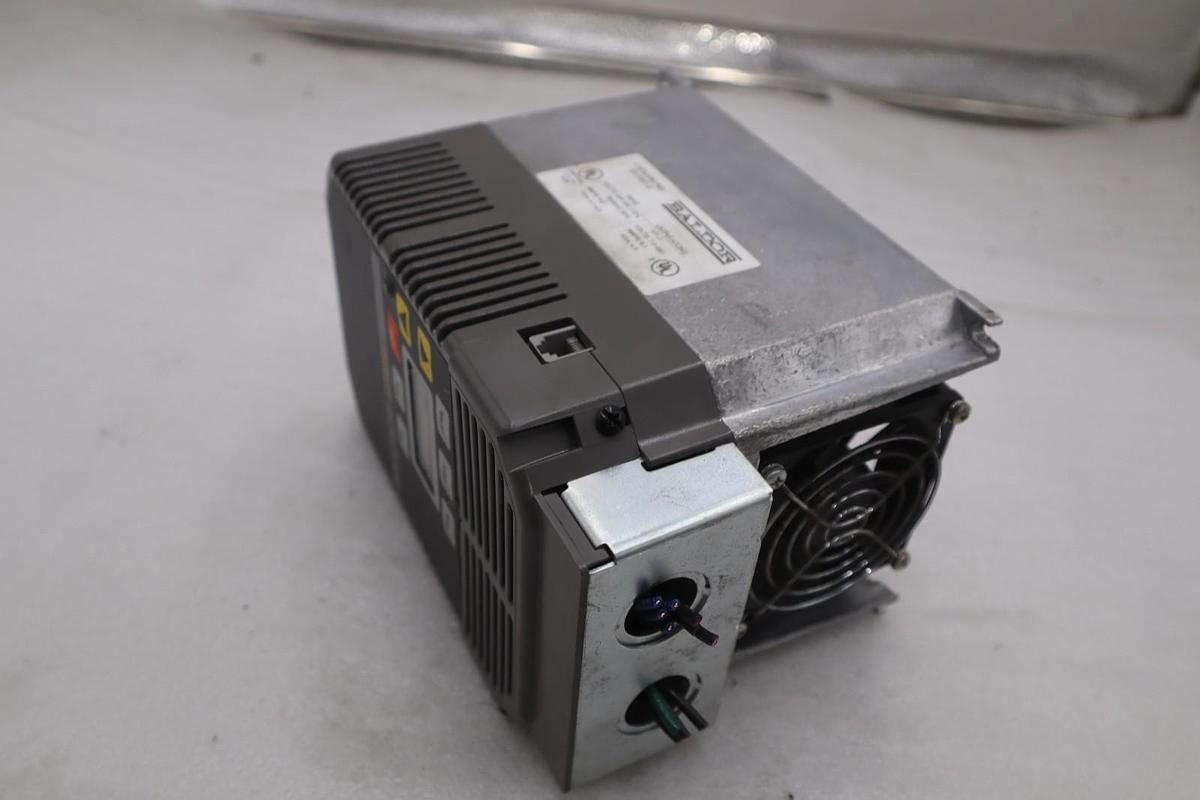 Used BALDOR RELIANCE MODEL ID10403-E DRIVE 3HP 400/460VAC 50/60HZ STOCK 5267A
