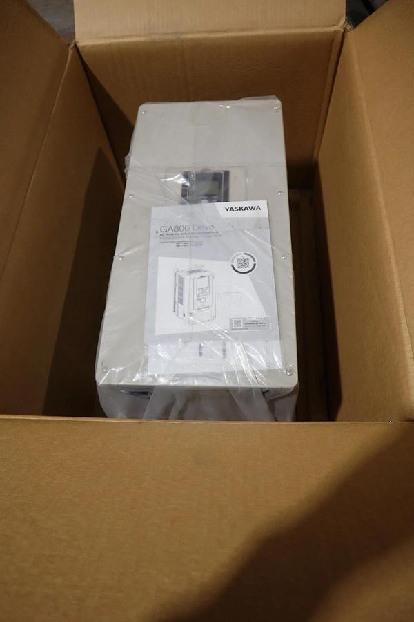 Used YASKAWA GA800 200 HP DRIVE GA80U4250ABM / CIPR-GA80U4250ABMA-AAAANA REV. B NEW