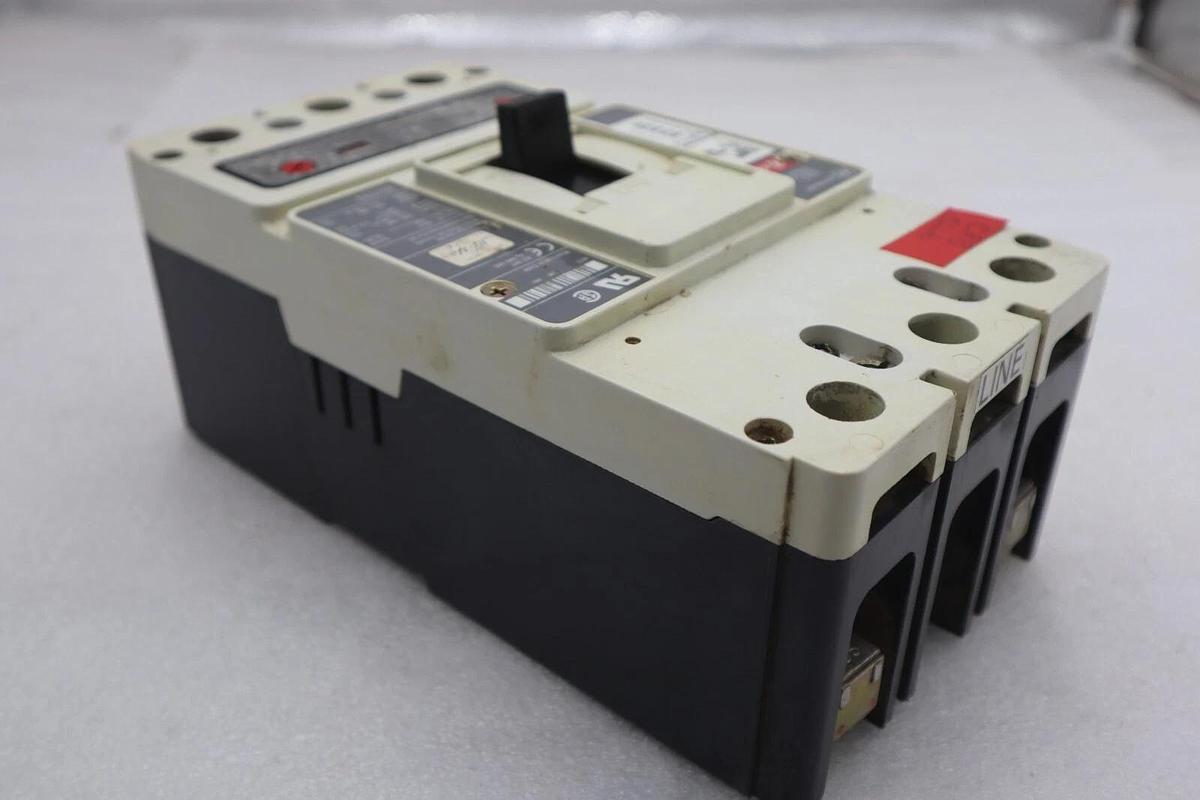 Used CUTLER-HAMMER HM2P400X5WS10 MOTOR CIRCUIT PROTECTOR SERIES C 600VAC STOCK #3222