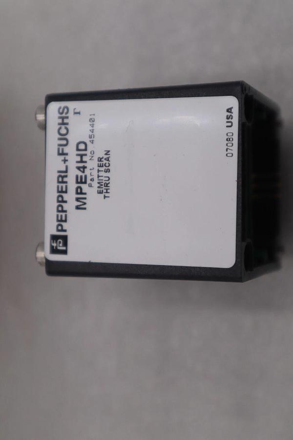 Used NEW PEPPERL+FUCHS MPE4HD EMITTER 454401 NEW WITH BOX STOCK G764A