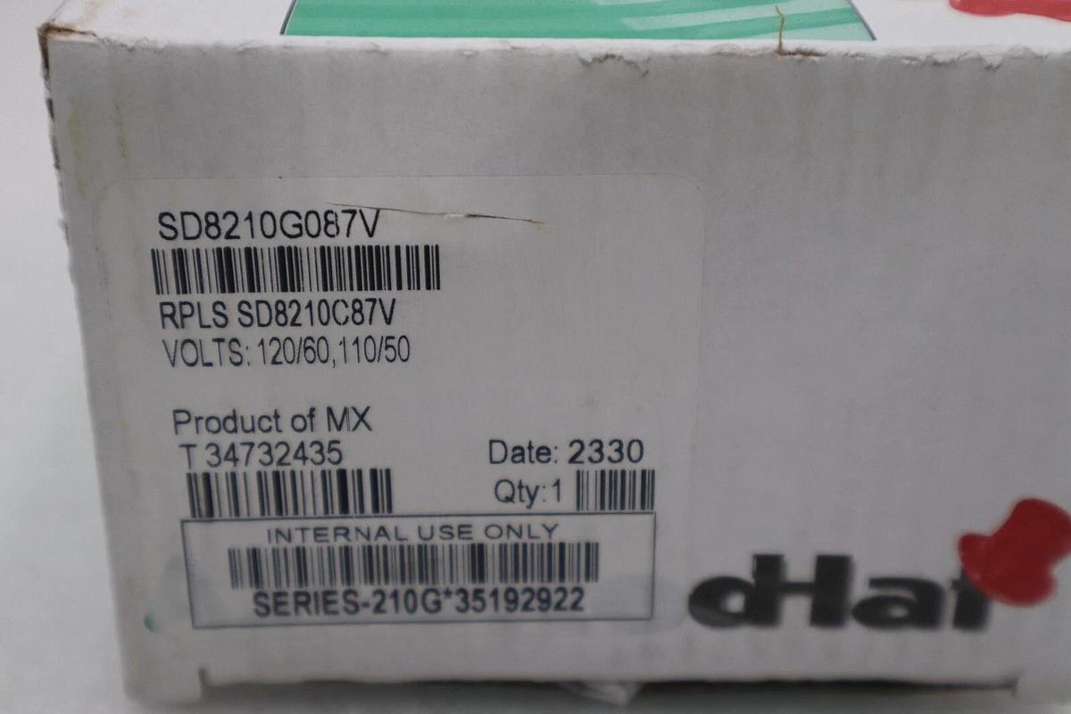 Used NEW IN BOX ASCO Red-Hat SD8210G087V SOLENOID VALVE 110-120 V AC 50/60 HZ #G18A
