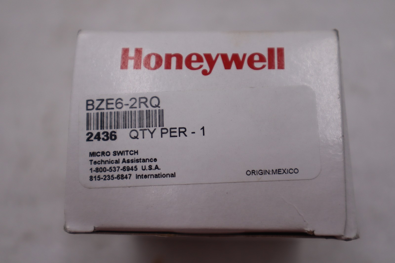 Honeywell BZE6-2RQ BZE62RQ Micro Roller Plunger Limit Switch - STOCK 1530A