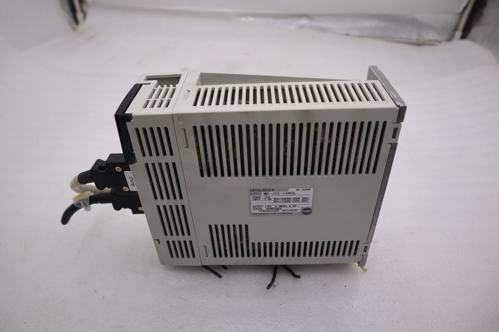 Used MITSUBISHI MR-J2S-100CL AC SERVO DRIVE STOCK 5006