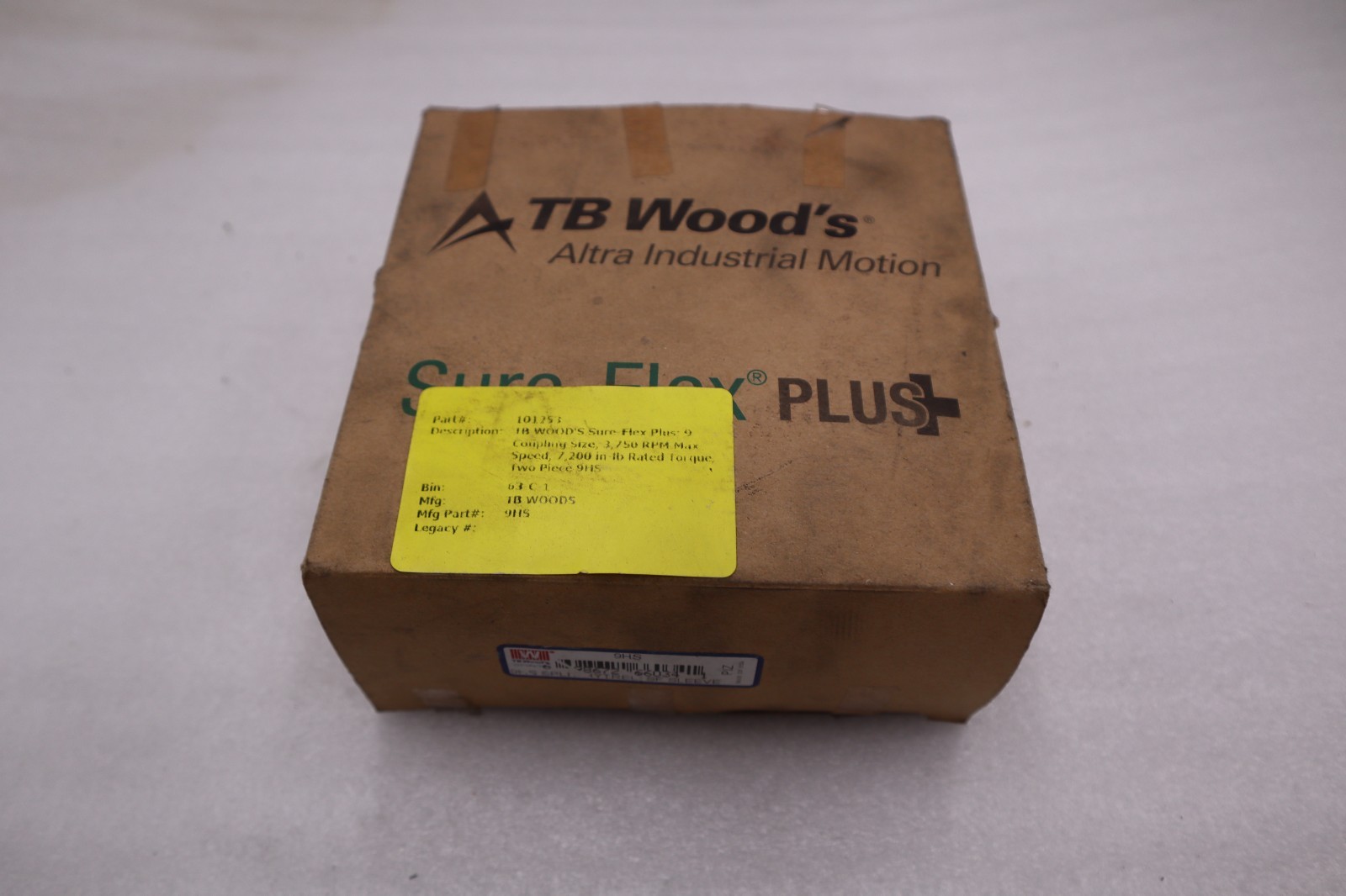 Used TB WOODS 9HS SPLIT SLEEVE COUPLING INSERT NEW OPEN BOX STK CC143