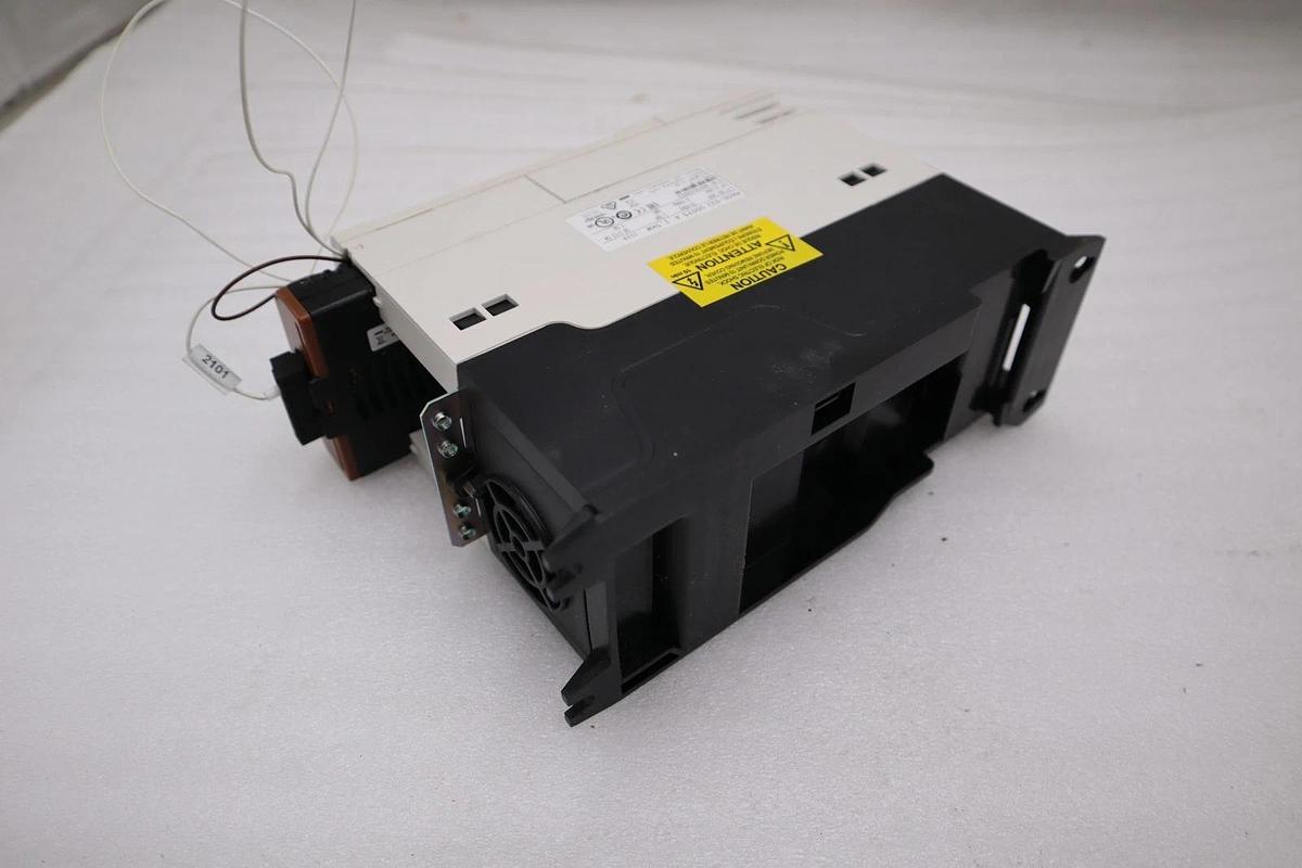 Used Control Techniques M40002200075A/ M400-022 00075A DRIVE UNIDRIVE M400 2 HP H1035