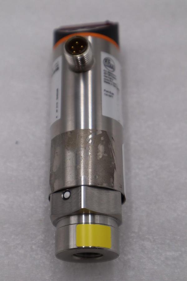 Used Pressure sensor with display PN4224 IFM NEW UNIT STOCK H1079A