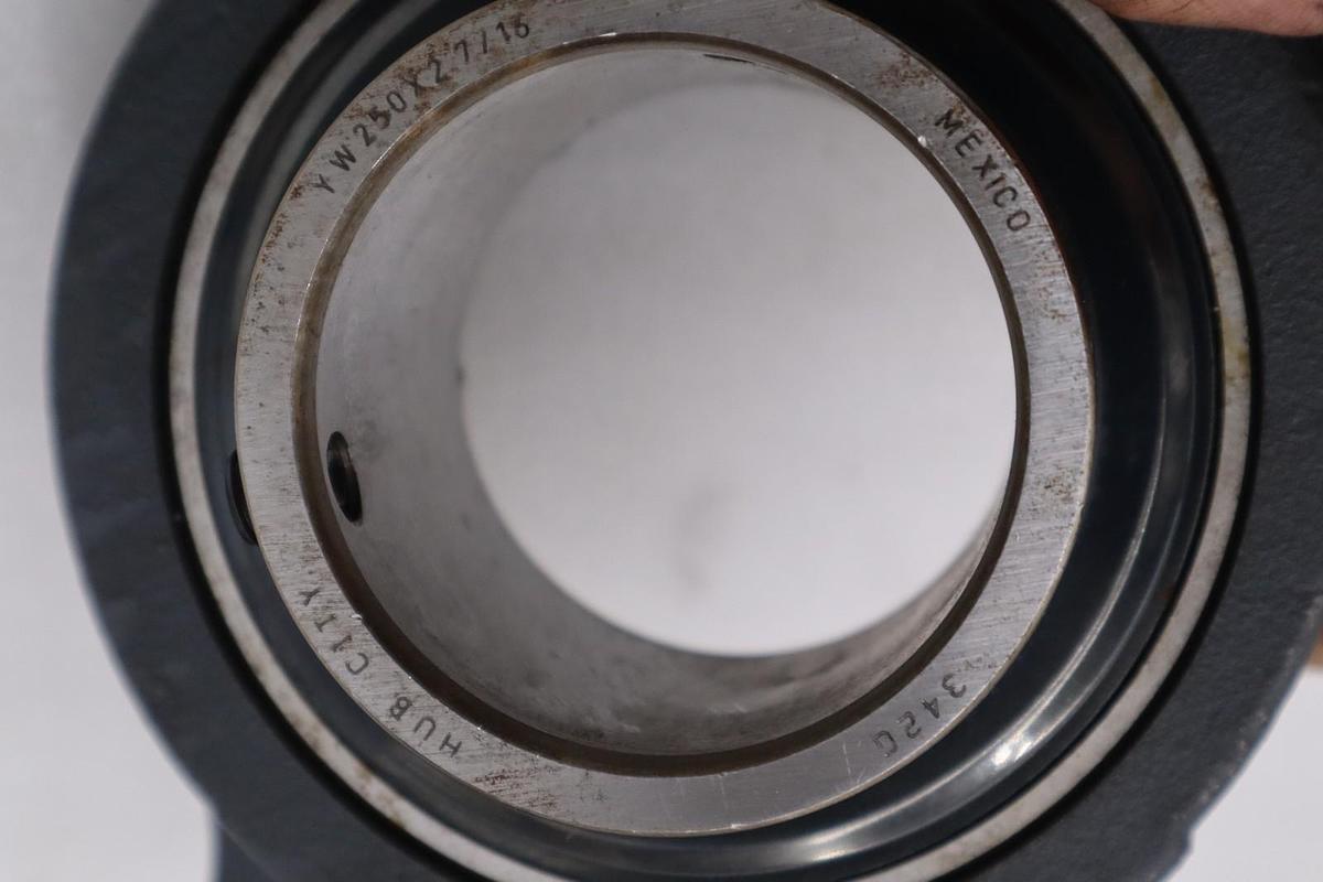 Used Hub City 250x2-7/16 Pillow Bearing STOCK H1338