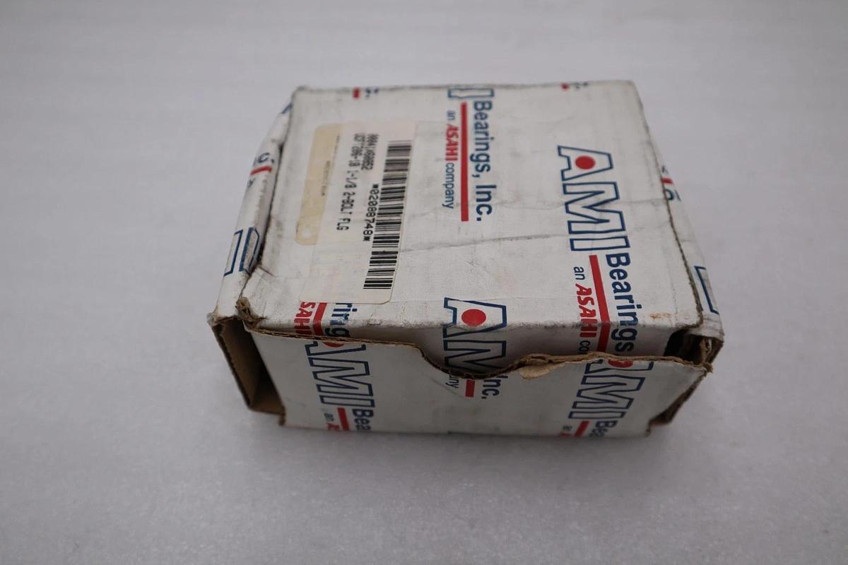 UCFT206-18 - AMI SCREW 2-BOLT FLANGE NEW OPEN BOX STOCK H935A