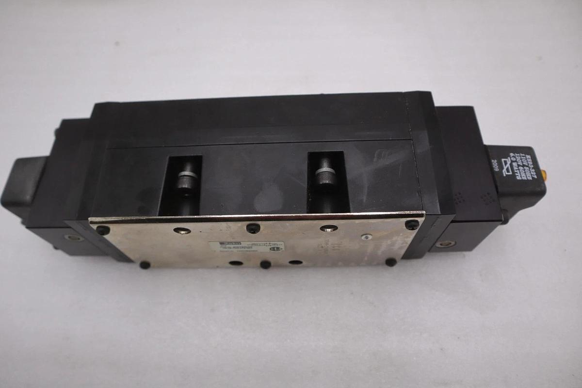 NEW OPEN BOX PARKER H42VXBGA53A 120VAC 145PSI STK GF778