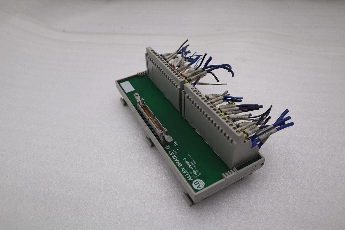 Used ALLEN BRADLEY 1492-IFM40F-3 WIRING SYSTEMS MODULES STOCK 2408A