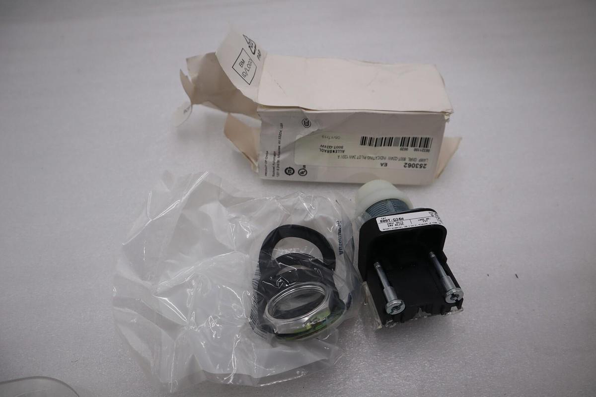 NEW Allen Bradley 800T-Q24W white pilot light Ser U 24V STOCK G704A