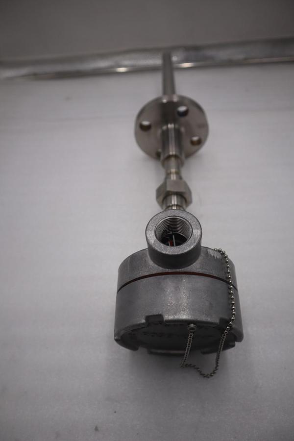 Used ROSEMOUNT 00079-0325-0002 EXPLOSION PROOF CONNECTION HEAD STOCK #G-495A