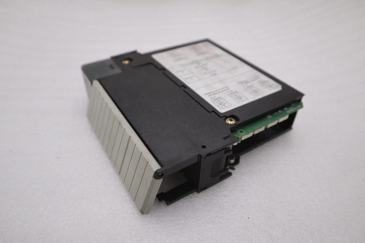 Used ALLEN BRADLEY 1756-DHRIO PLC MODULE AB STOCK K2998CC