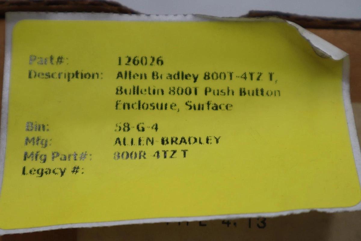 Used ALLEN BRADLEY 800R-4TZ SER. T - NEW IN BOX - STOCK 1423CC