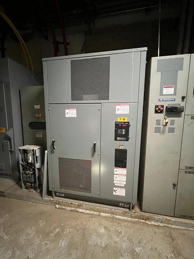 Used SQUARE D CAST COIL DRY TYPE TRANSFORMER 1500/2000 KVA 4160 DELTA / 480Y/277