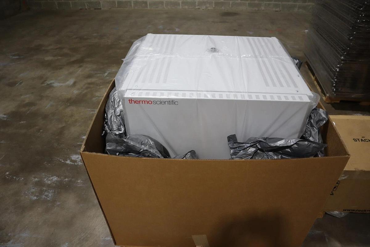 NEW Thermo Scientific BF51842C-1 Lindberg/Blue M Furnace STOCK S-648