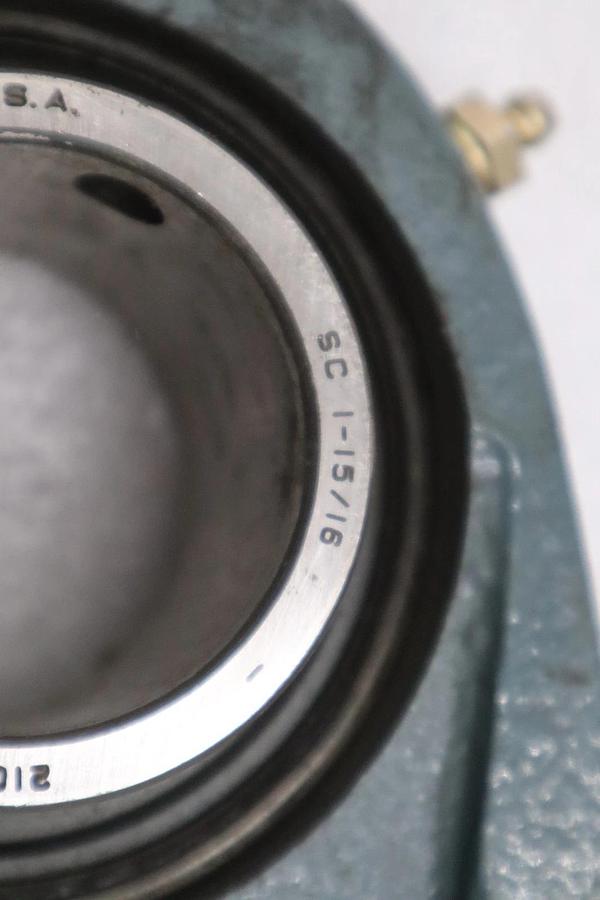 DODGE P2B-SC-115 1-15/16" Pillow Block Bearing 2-Bolt Cast Iron NEW STK CC110