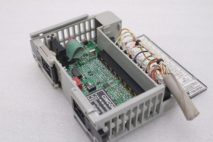 Used ALLEN BRADLEY 1769-OF8V  8 CHANNEL VOLTAGE OUTPUT  MODULE STOCK L-703C