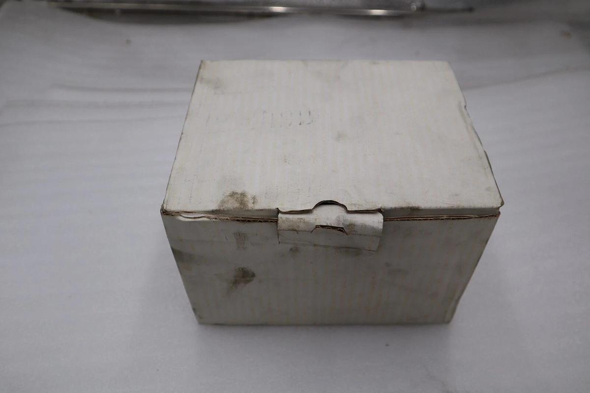 Used NEW IN BOX WIKA Model A2G-10 Air 2 Guide Differential pressure gauge 0-25 #H995