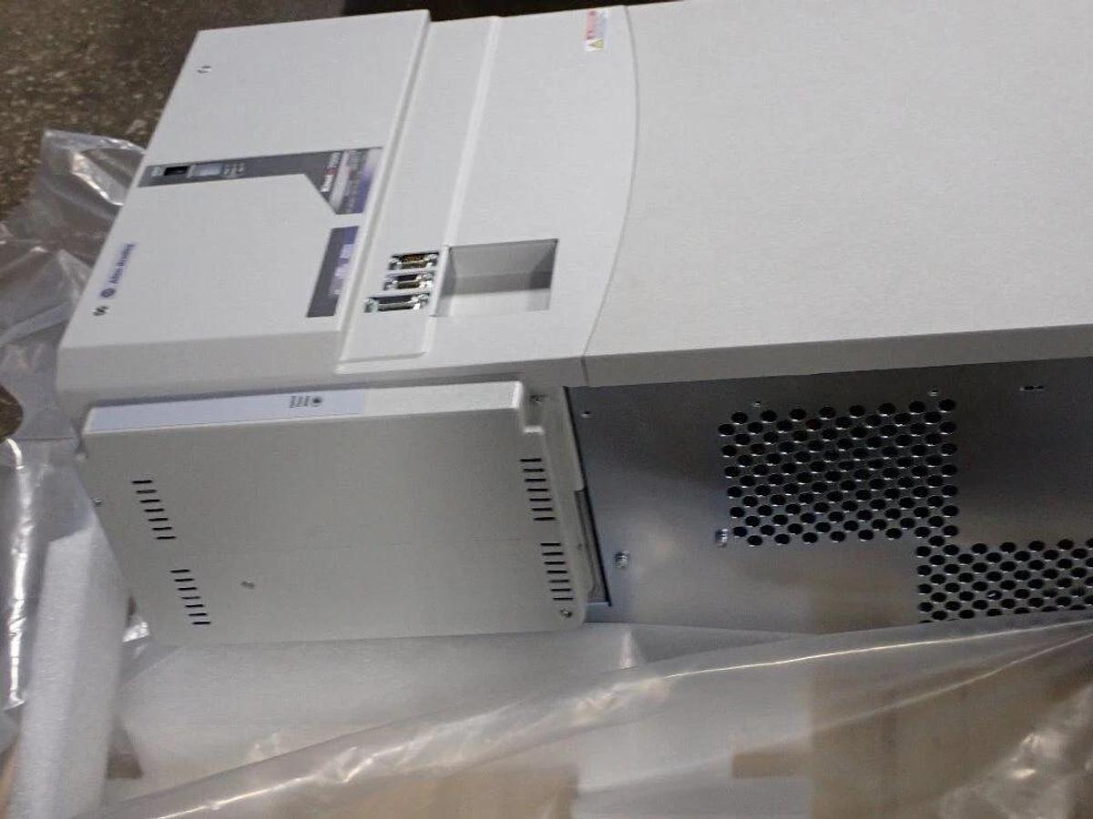 Allen-Bradley 2099-BM11-S Kinetix 7000 GuardMotion Servo Drive NEW STOCK S-671