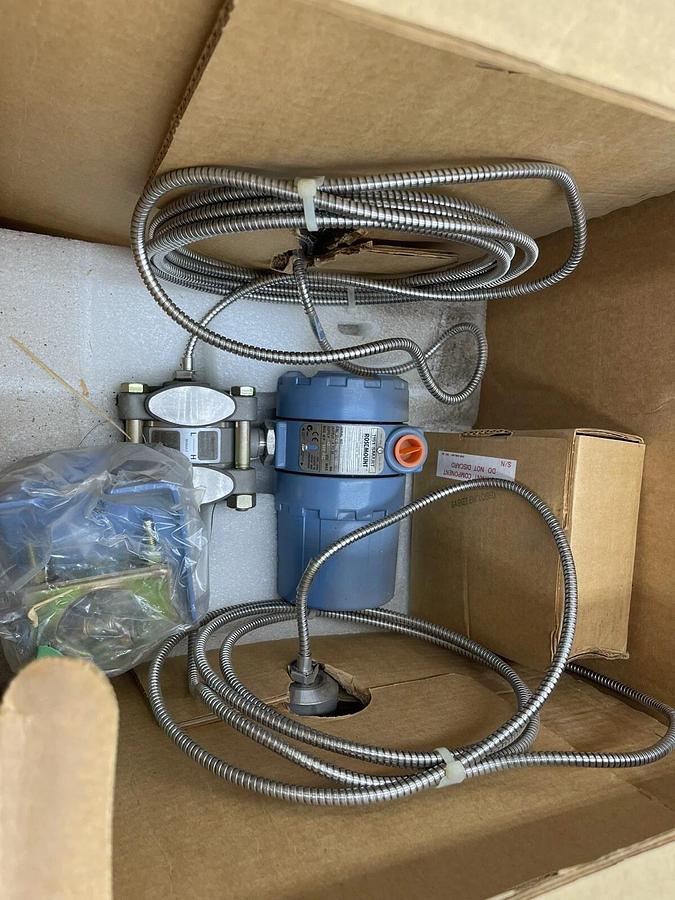 Used Rosemount 1151dp5s22b1s2m1 Differential Pressure Transmitter NEW IN BOX STK 1515