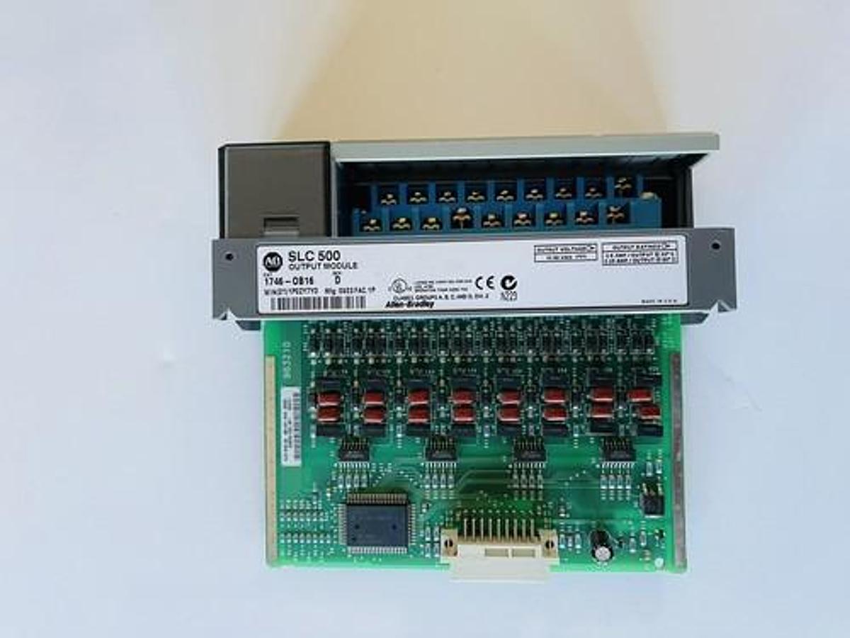 Used Allen Bradley 1746-OB16 SLC 500 16 Channel 24V Output Module #K-371