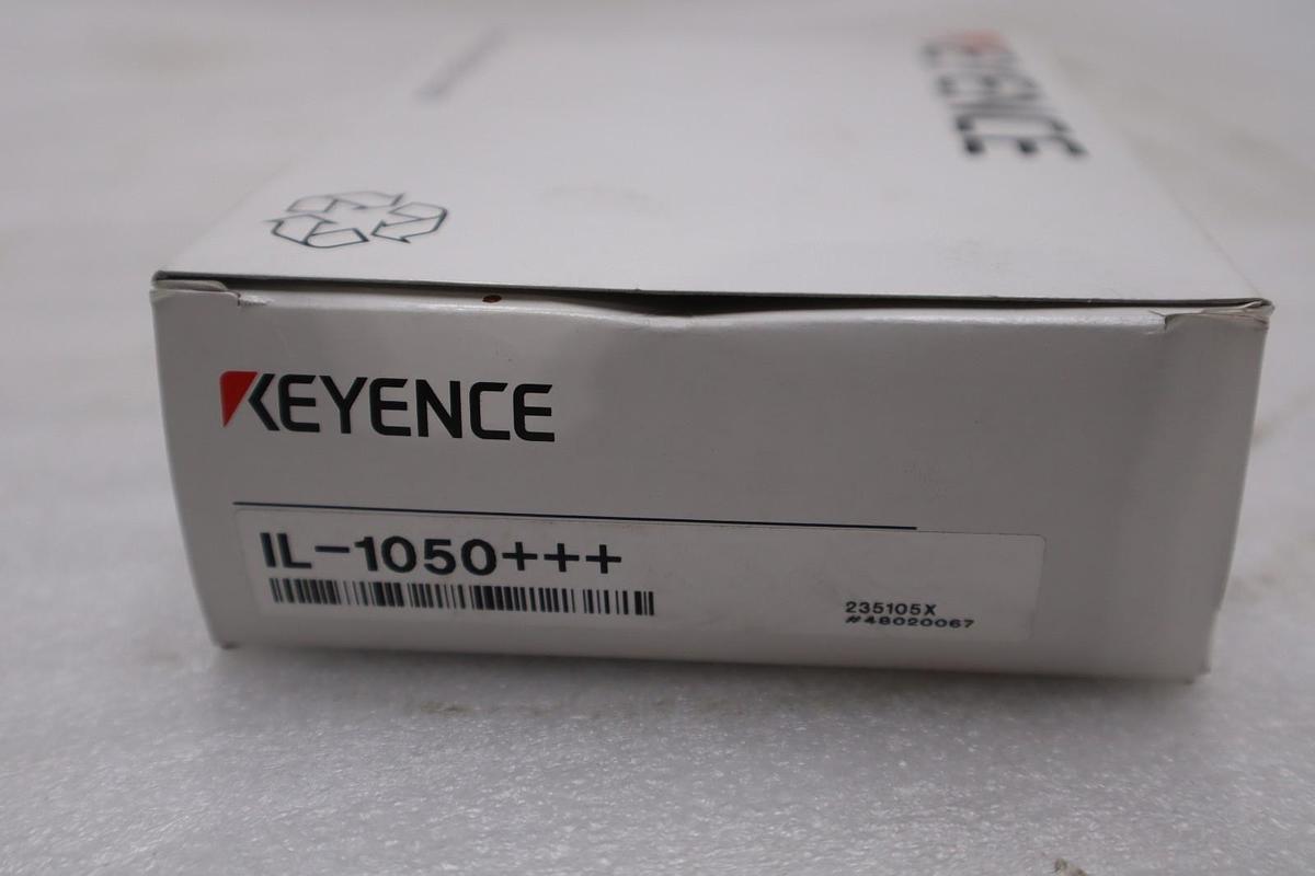 KEYENCE IL-1050 LASER SENSOR 2000 MW 10-55 HZ - STOCK GF412A