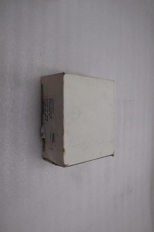 Used NEW HONEYWELL KROMSCHRODER 74923334 / 74923334 STOCK H652A