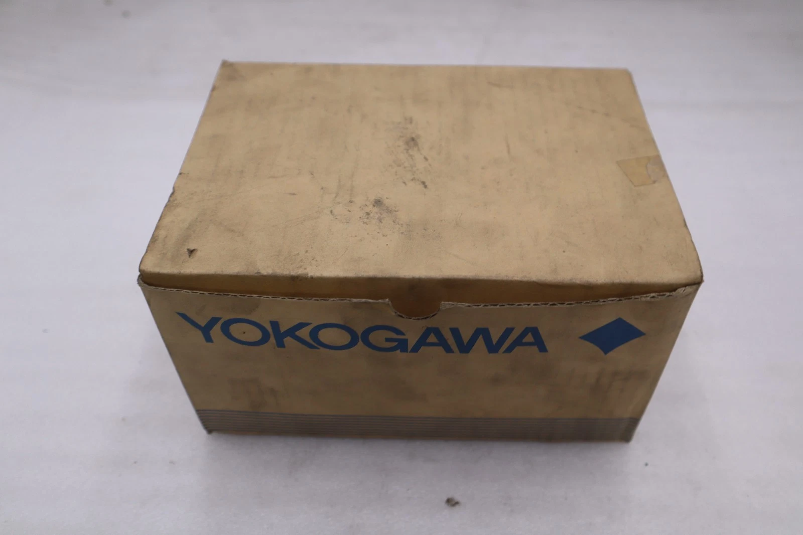 YOKOGAWA UT350-00 Digital Controller NEW OPEN BOX STK GF339A