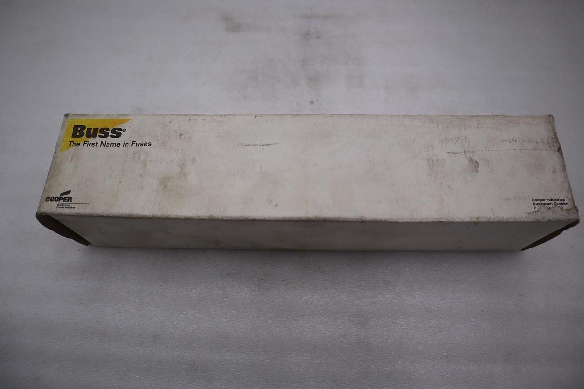 NIB - BUSSMANN - FRS-R-300 600V RK5 TD FUSE - STOCK GF611