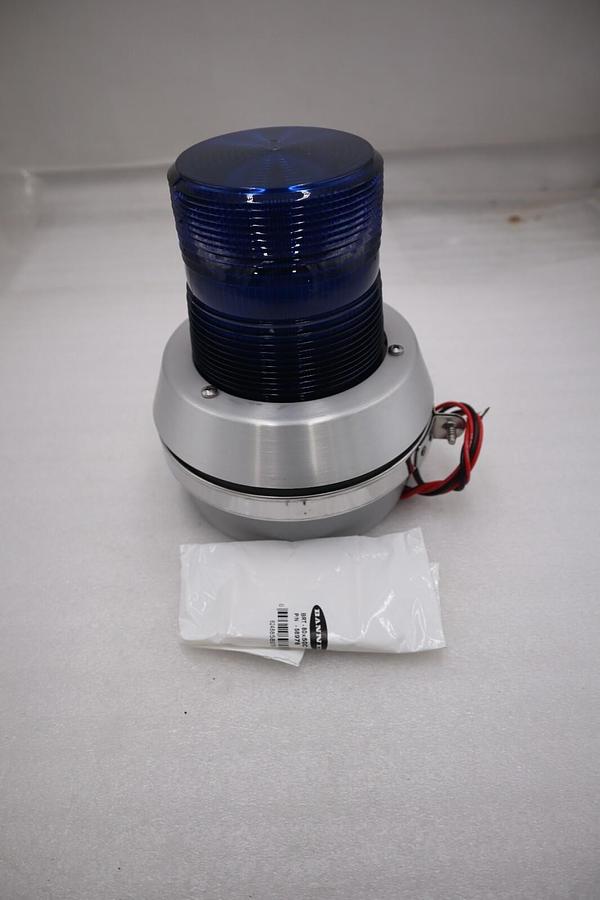 EDWARDS 51XBRFB24D 24 VDC LED BLUE FLASHING LIGHT 65 FLASHES PER MIN STK H236