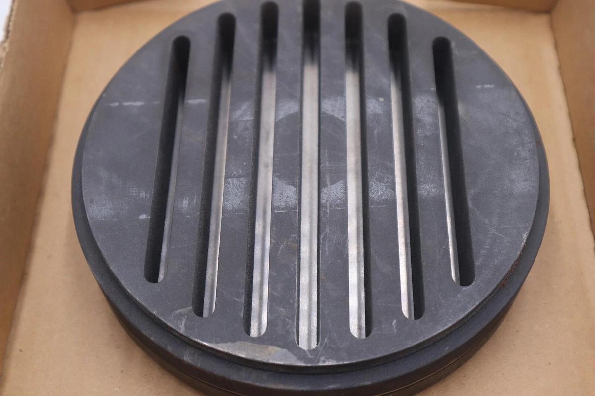 Used NEW INGERSOLL RAND 33815887 DISCHARGE VALVE STOCK 2499