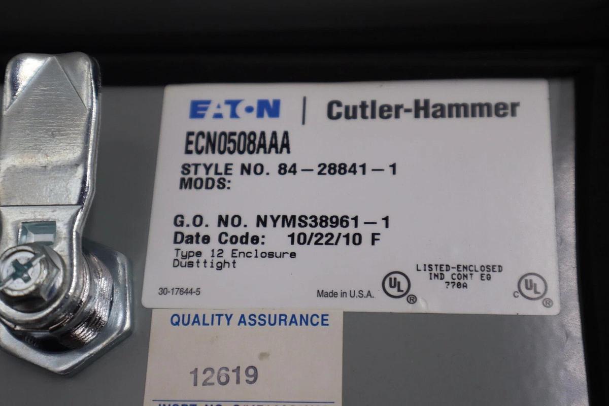 Used NEW EATON CUTLER-HAMMER ECN0508AAA ENCLOSED MOTOR STARTER STOCK H159