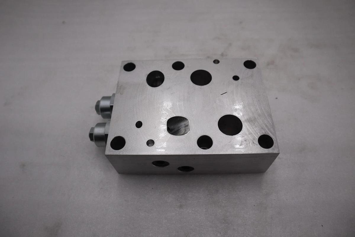 Used Sun CCEA LBNYYG Hydraulics Cartridge Valve Torque 45-50 LBF FT/60-70 NM - GF796