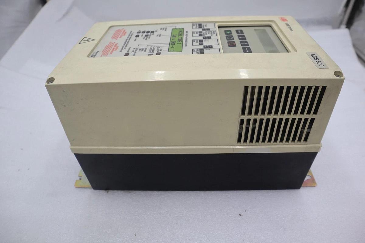 Used ABB ACS500 AC Drive ACS501-002-4-00P2 2 HP 3 PH STOCK 2267-A