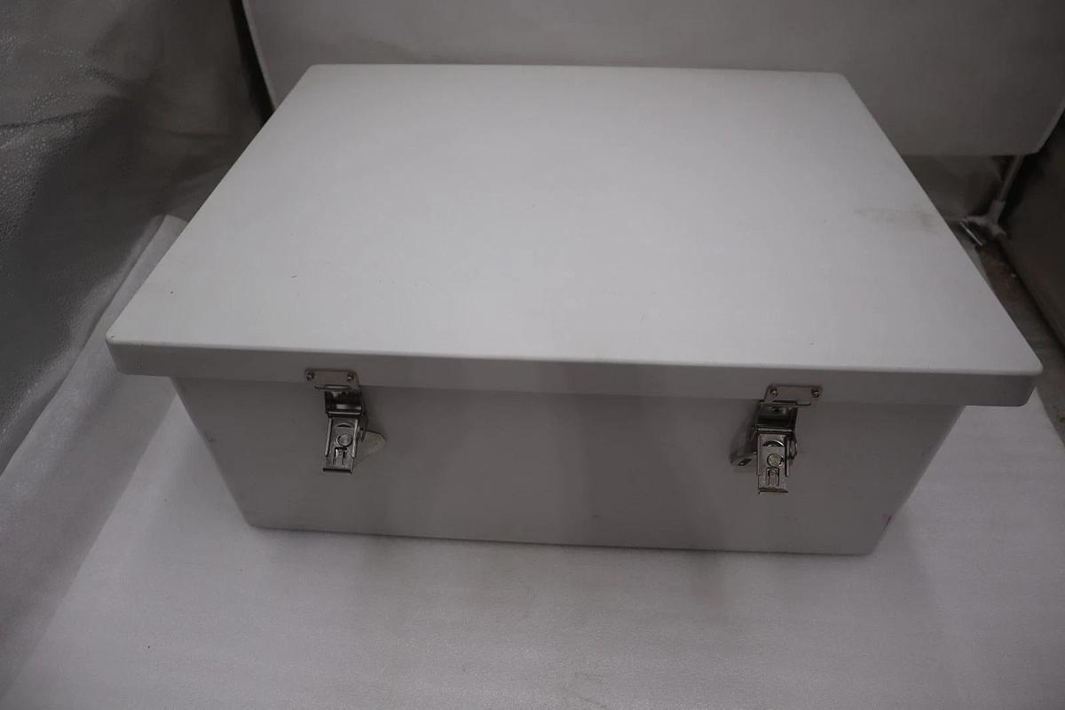Used HAMMOND MANUFACTURING PJ20168T BOX FIBERGLASS 21.59"L X 17.59"W - STOCK GF961
