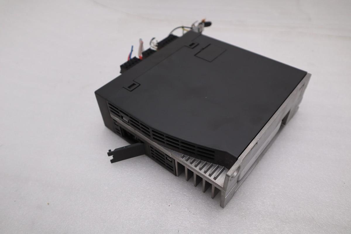 Used SIEMENS 6SL3210-5FB10-4UF1 SINAMICS V90 PROFINET SERVO DRIVE - STOCK H814C