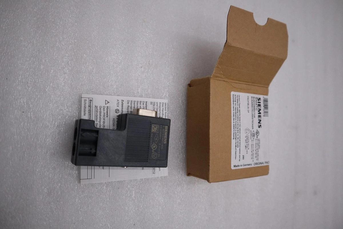 NEW OPEN BOX Siemens 6ES7 972-0BA12-0XA0 Profibus connector STK H1076A