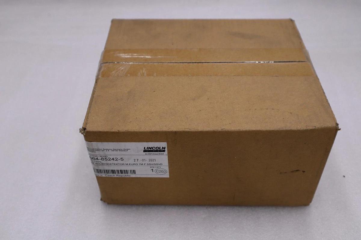 Used NEW IN BOX Lincoln 664-85242-5 Proximity Switch Kit STOCK H789