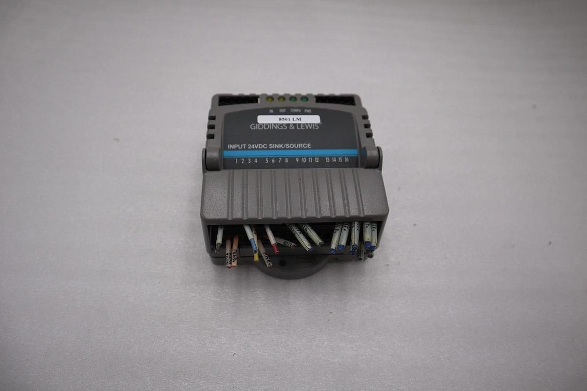 Used Giddings & Lewis M.1300.7372 R1 Input Module 24VDC SINK/SOURCE STOCK 5176A