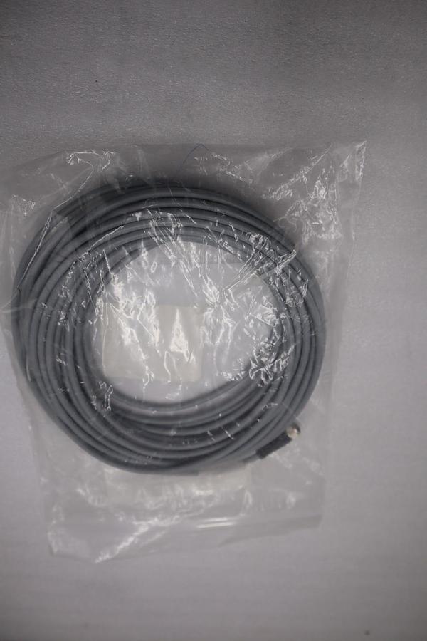 Used PEPPERL+FUCHS V31-GM-10M-PVC STOCK #G-946A
