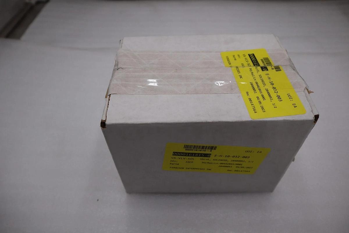 Used NEW IN BOX ASCO 28400051-120/60 / 2840005112060 VALVE 3/2 NC 1/2NPT STOCK G534