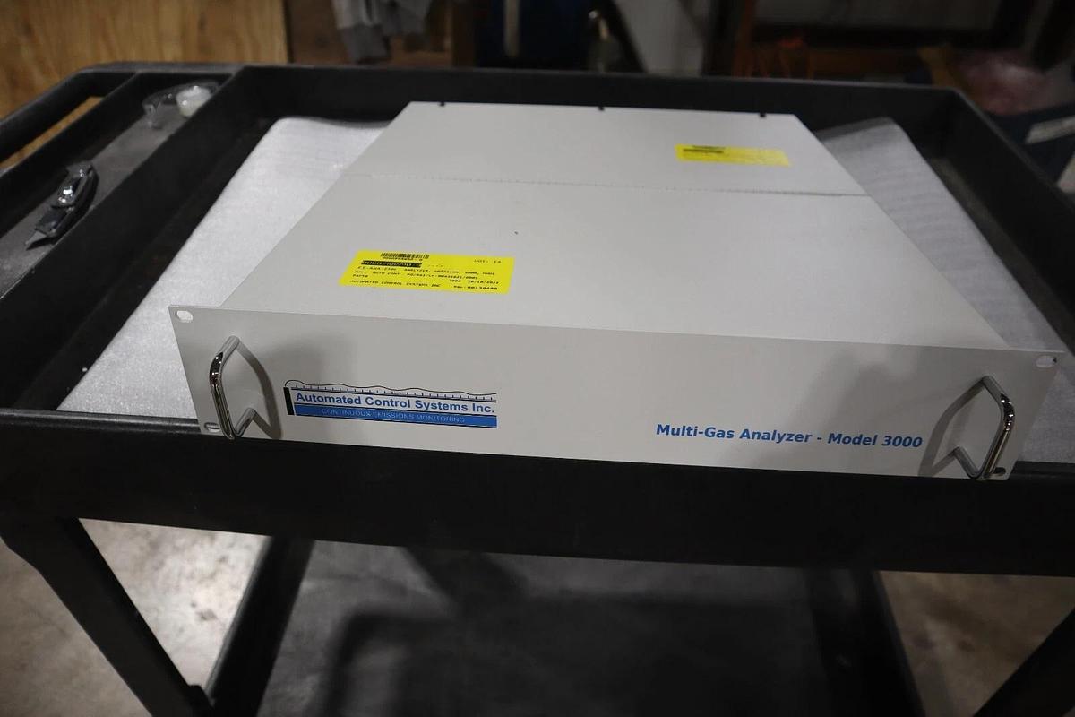 ACS AUTOMATED CONTROL SYSTEMS MULTI-GAS ANALYZER MODEL 3000 NEW UNIT STOCK G278
