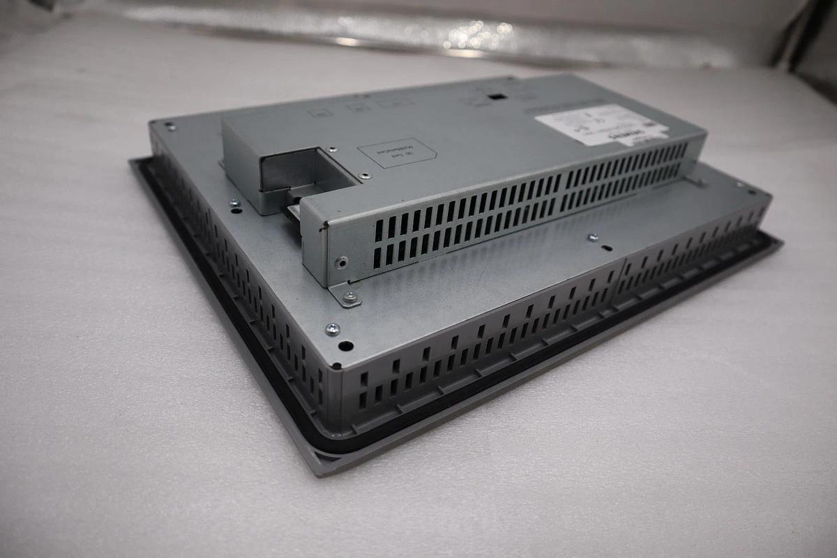 Used SIEMENS 10" SIMATIC TOUCHSCREEN 6AV6 643-0CD01-1AX1 MULTI PANEL MP277 #H1706
