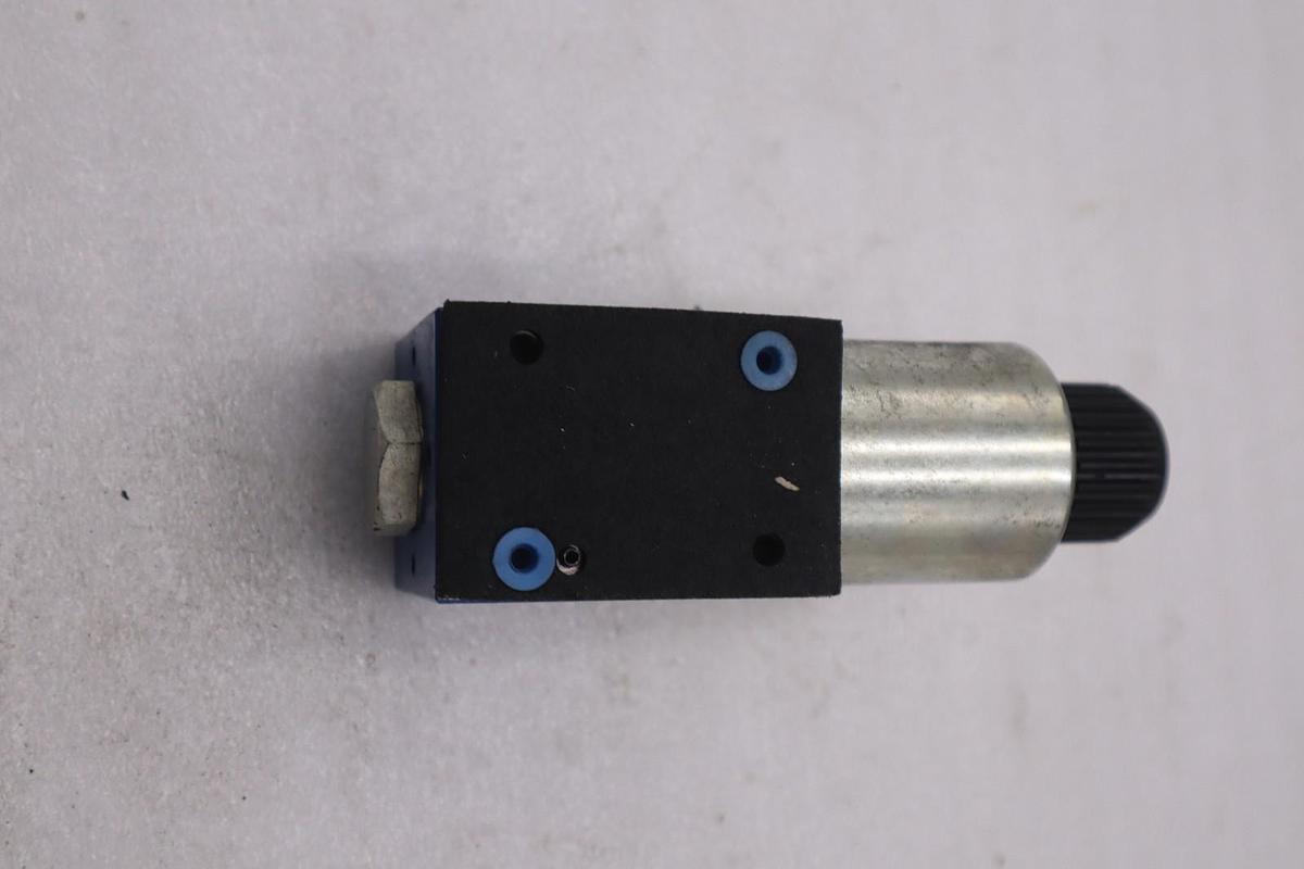 Used BOSCH 9810231438 VALVE STOCK #2056B